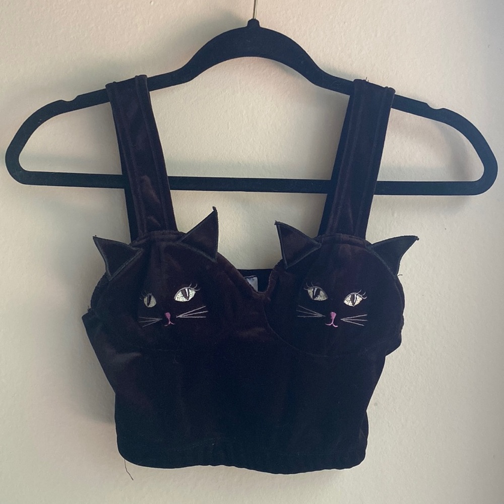 Meeeowow 😼 flirty kitty crop top